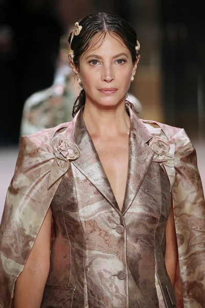 Look 27